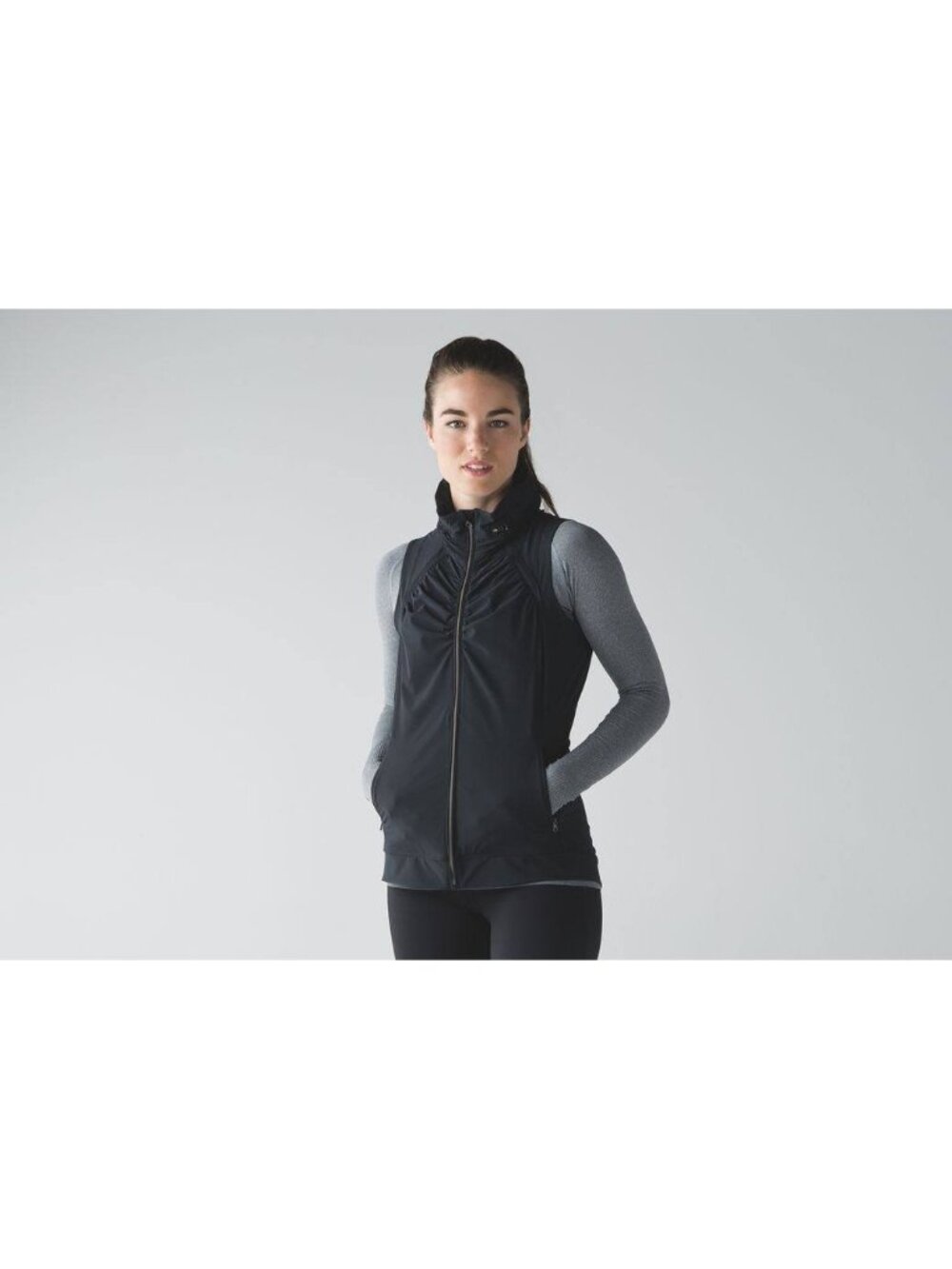 Lululemon Go The Distance Vest Size 4 Full Zip Pockets Running Black Hooded
